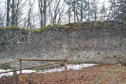 Mauer auf Burg Holstein